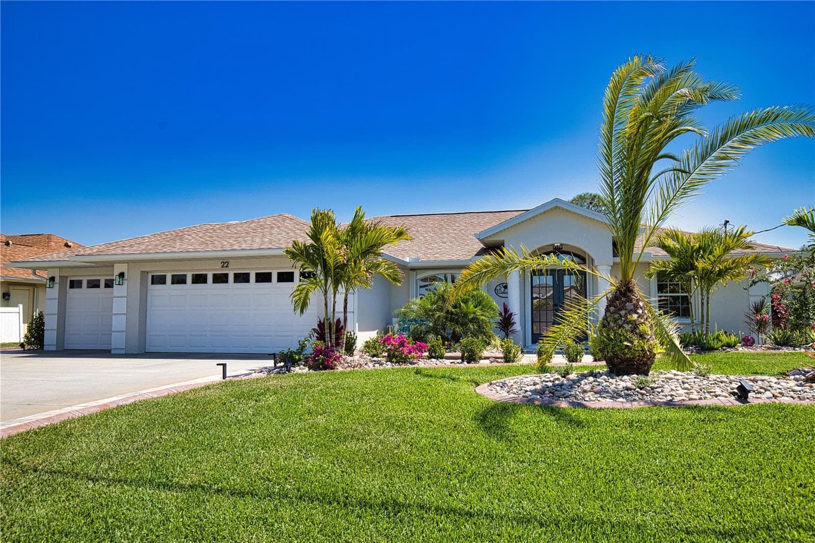 Single Family Residence at 22 MEDALIST CT, ROTONDA WEST, photo 3 of 80