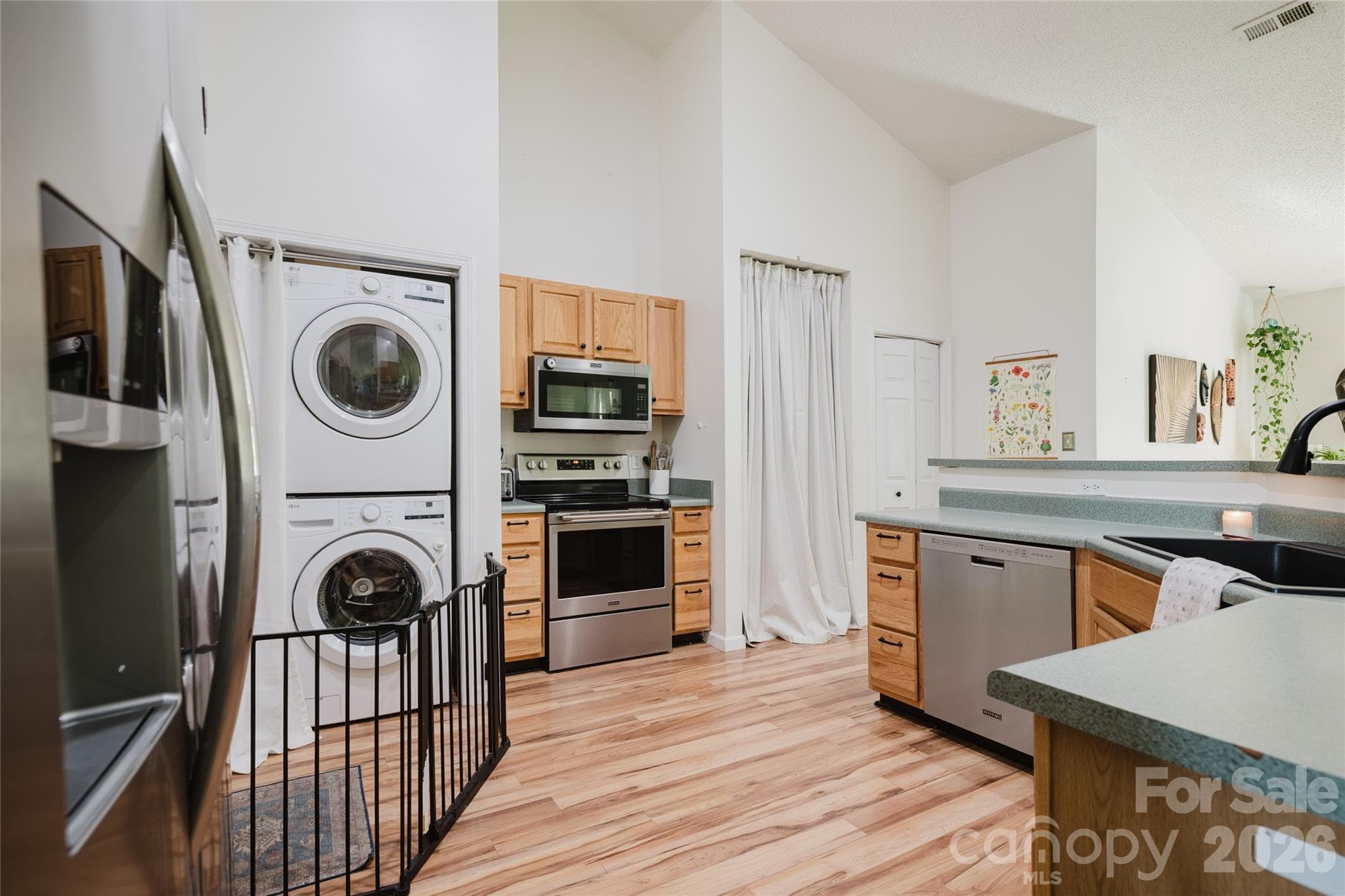 Kitchen - 91 Crestview Street, Canton