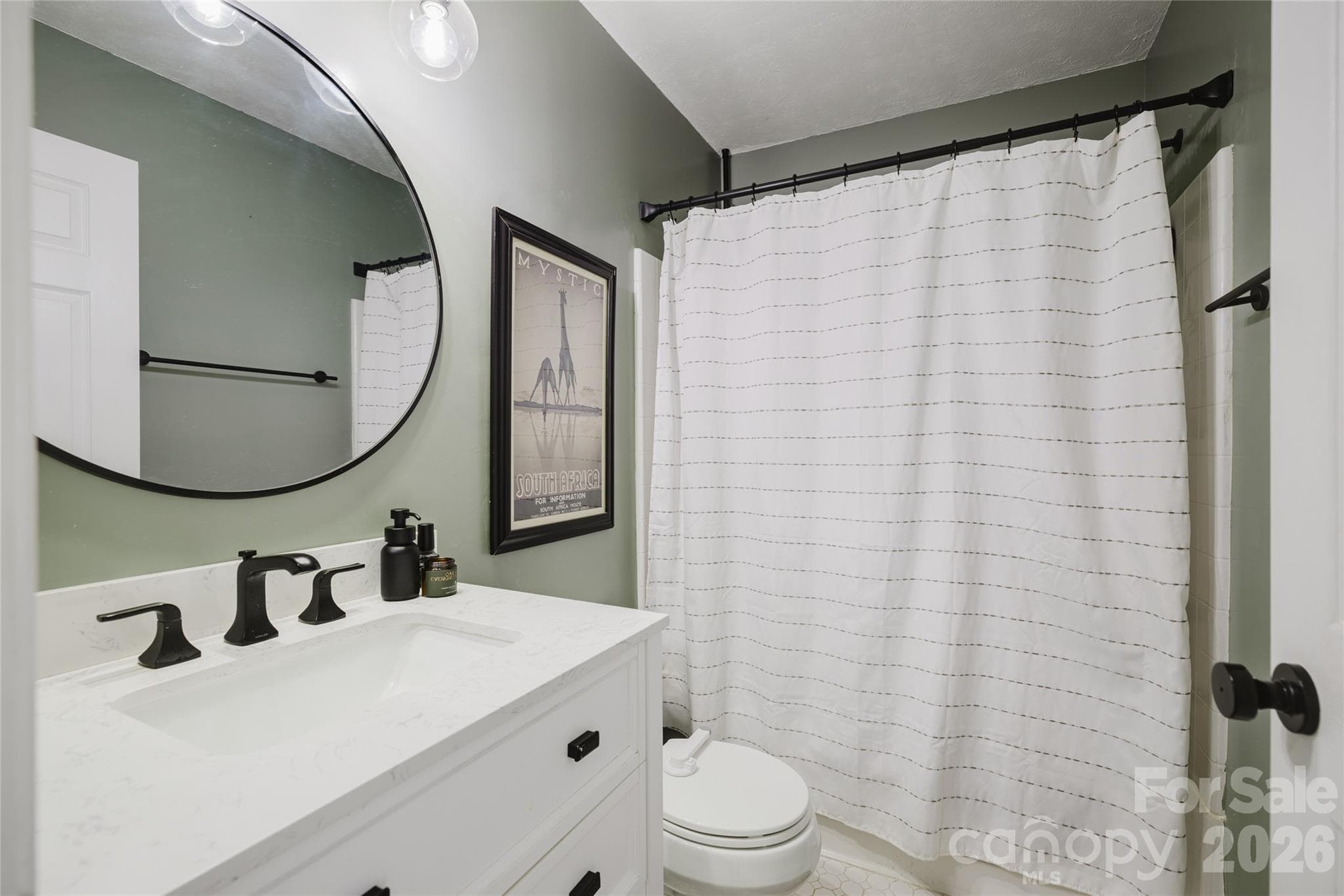 Full bathroom - 91 Crestview Street, Canton