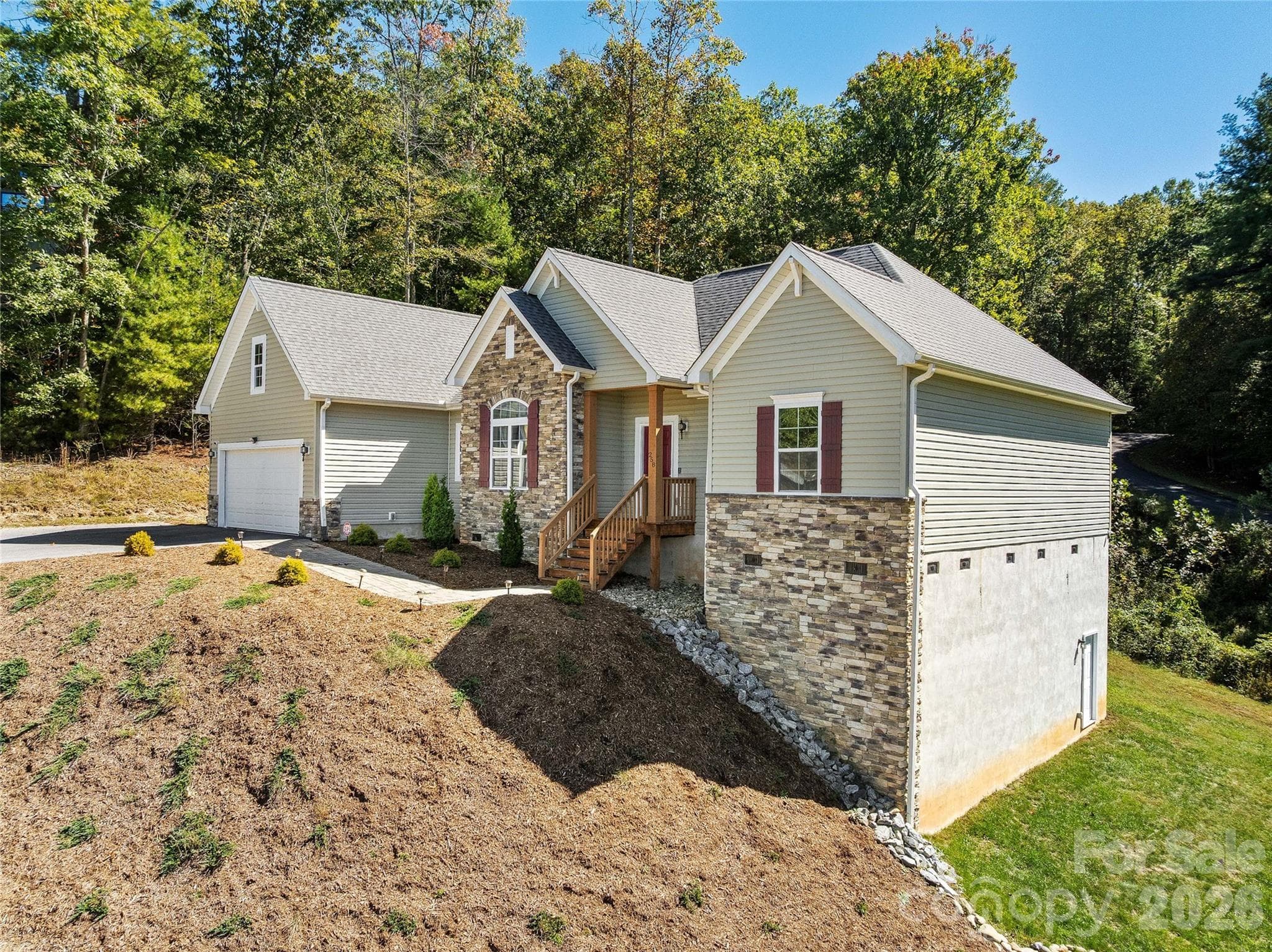 Single Family Residence at 258 Crystal Heights Drive, Hendersonville, photo 31 of 45