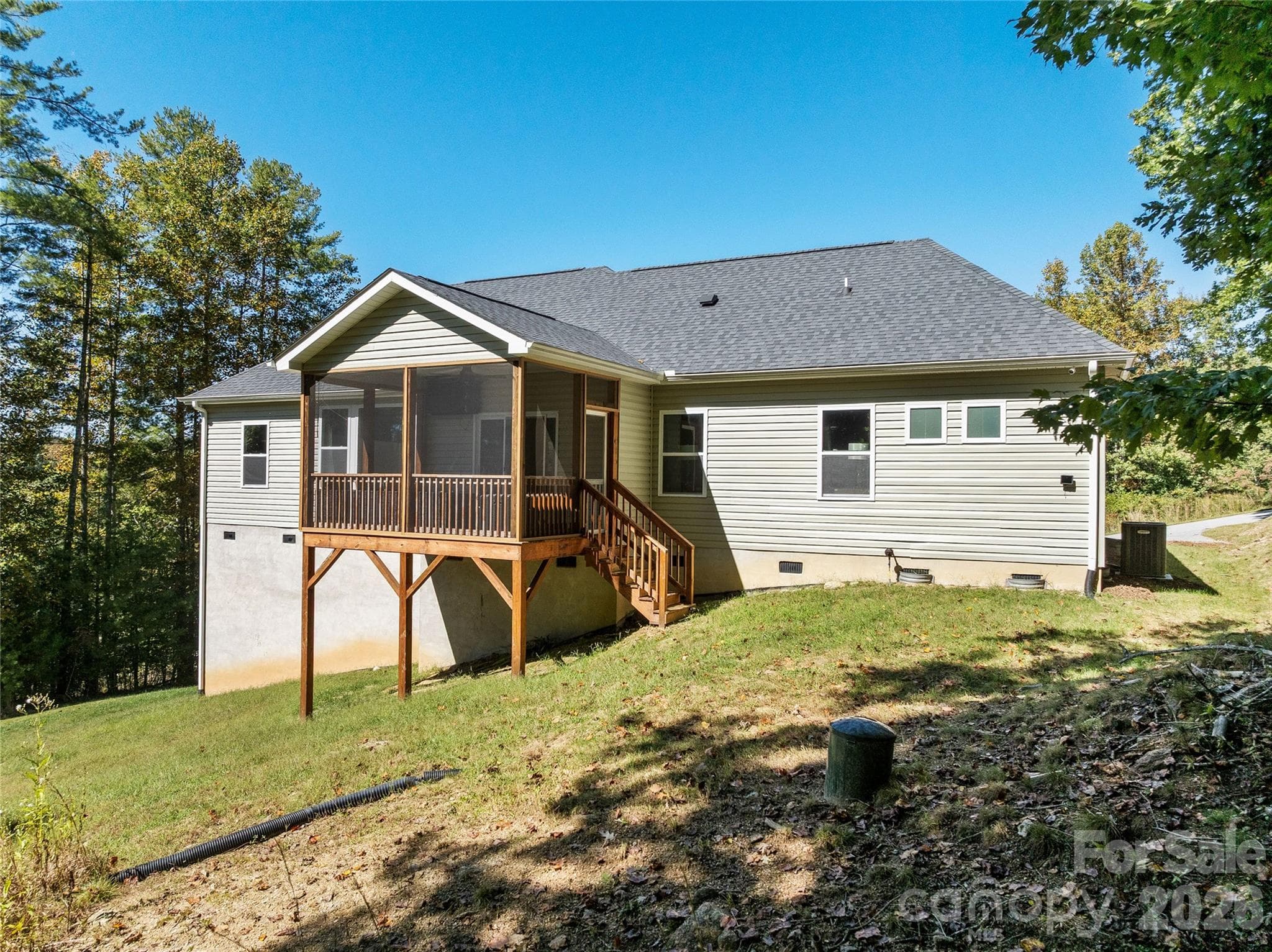 Single Family Residence at 258 Crystal Heights Drive, Hendersonville, photo 37 of 45