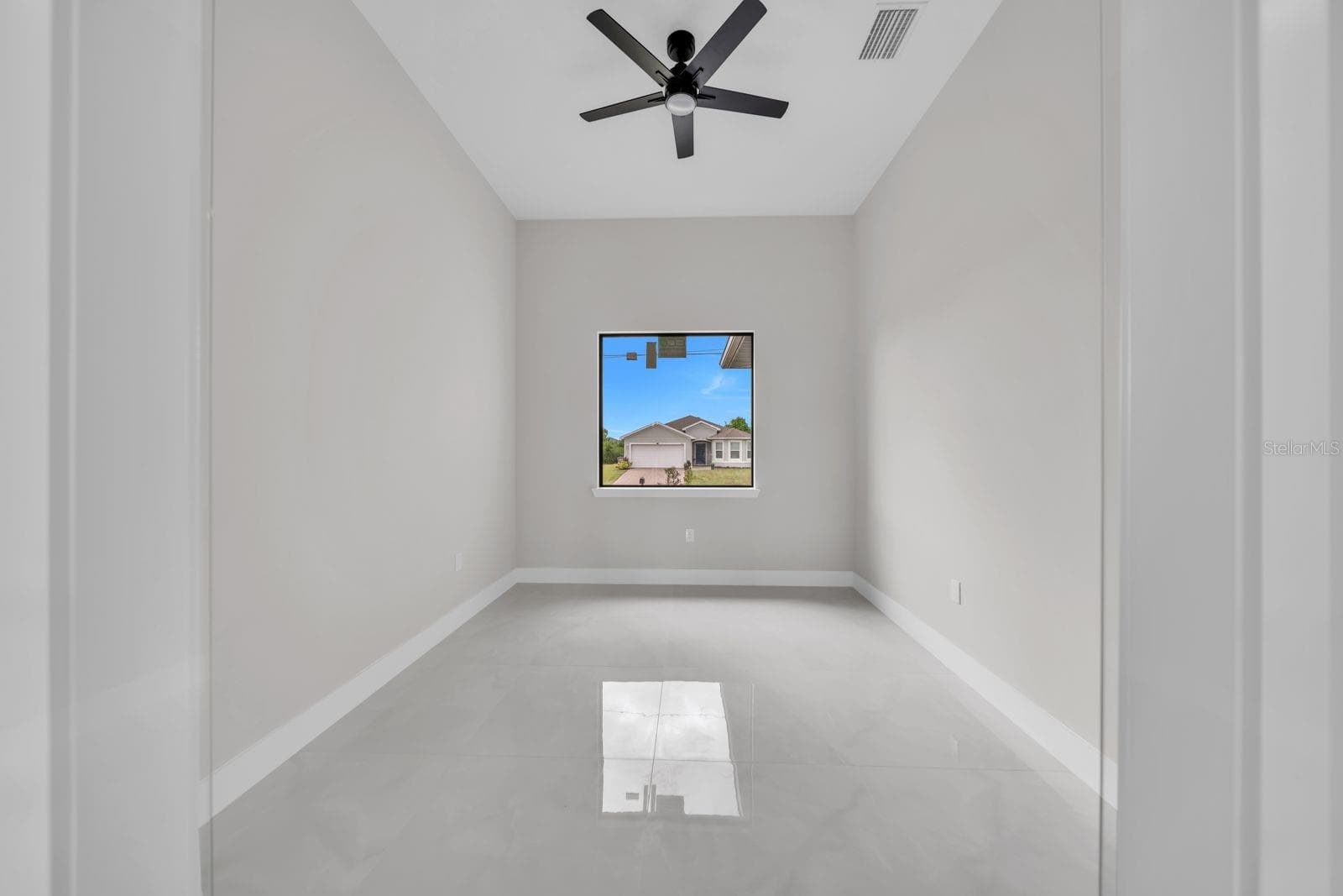 Single Family Residence at 3619 5TH ST SW, LEHIGH ACRES, photo 8 of 37