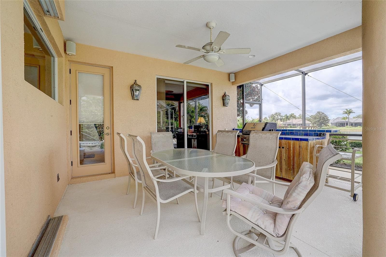 Single Family Residence at 12306 GREENBRIER WAY, LAKEWOOD RANCH, photo 41 of 55
