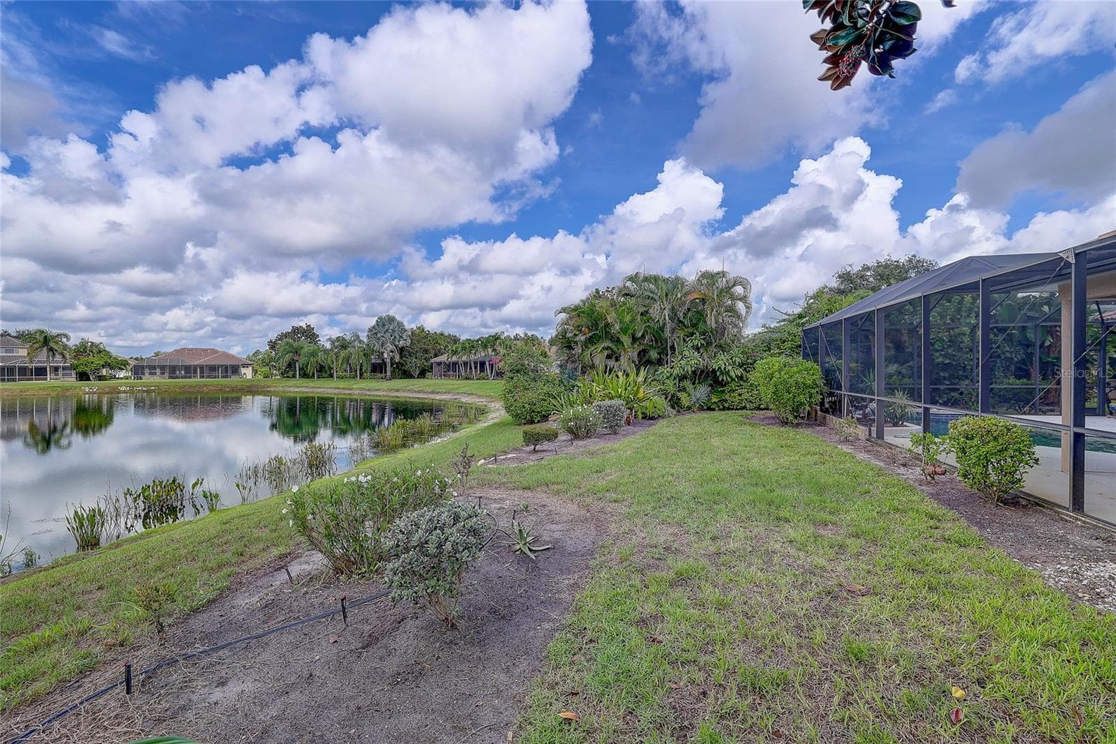 Single Family Residence at 12306 GREENBRIER WAY, LAKEWOOD RANCH, photo 44 of 55