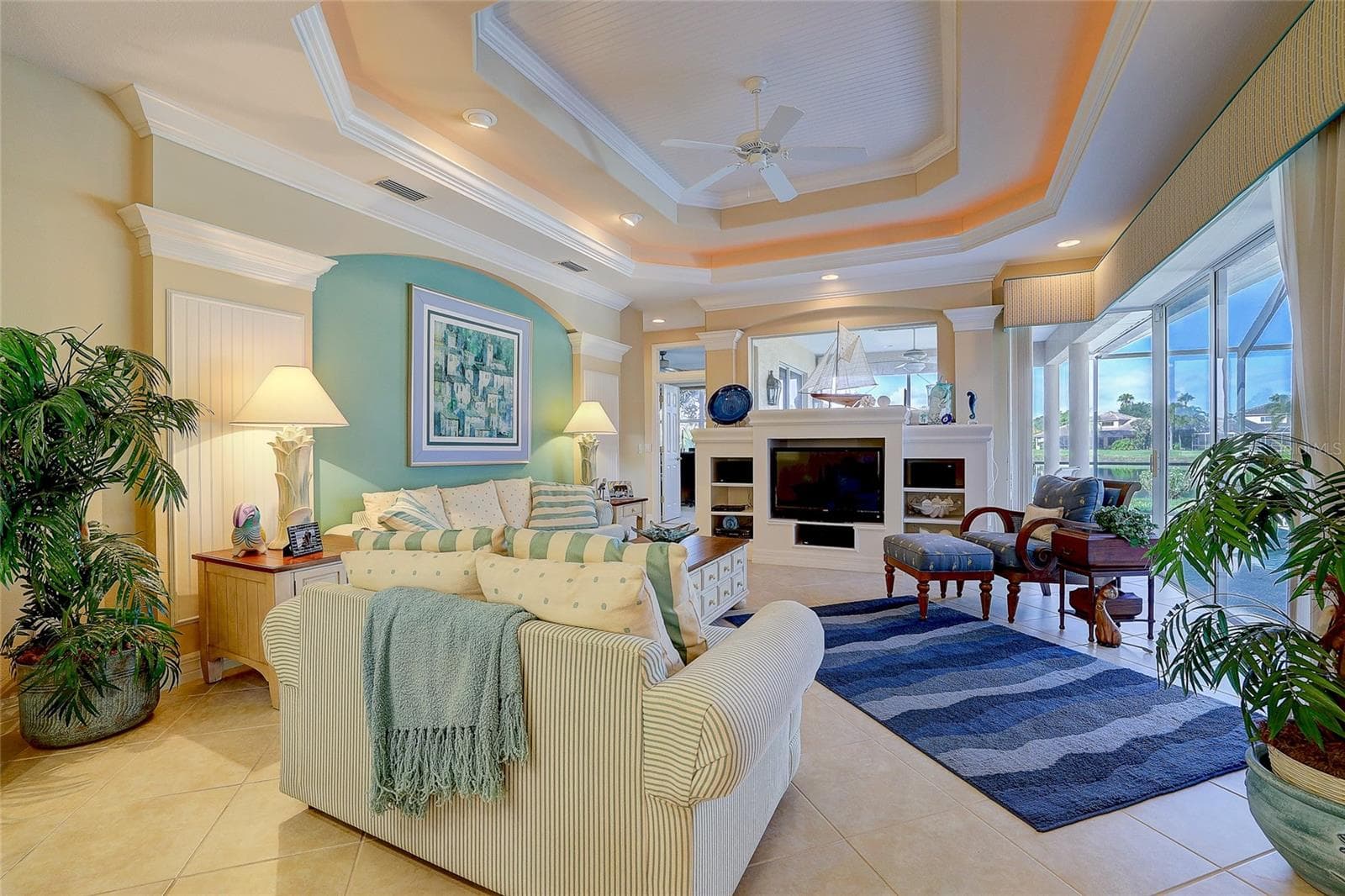 Single Family Residence at 12306 GREENBRIER WAY, LAKEWOOD RANCH, photo 18 of 55