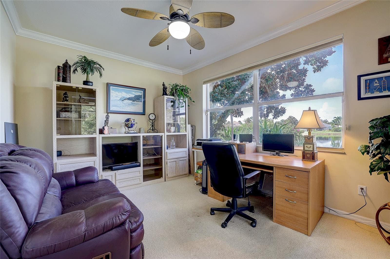 Single Family Residence at 12306 GREENBRIER WAY, LAKEWOOD RANCH, photo 29 of 55
