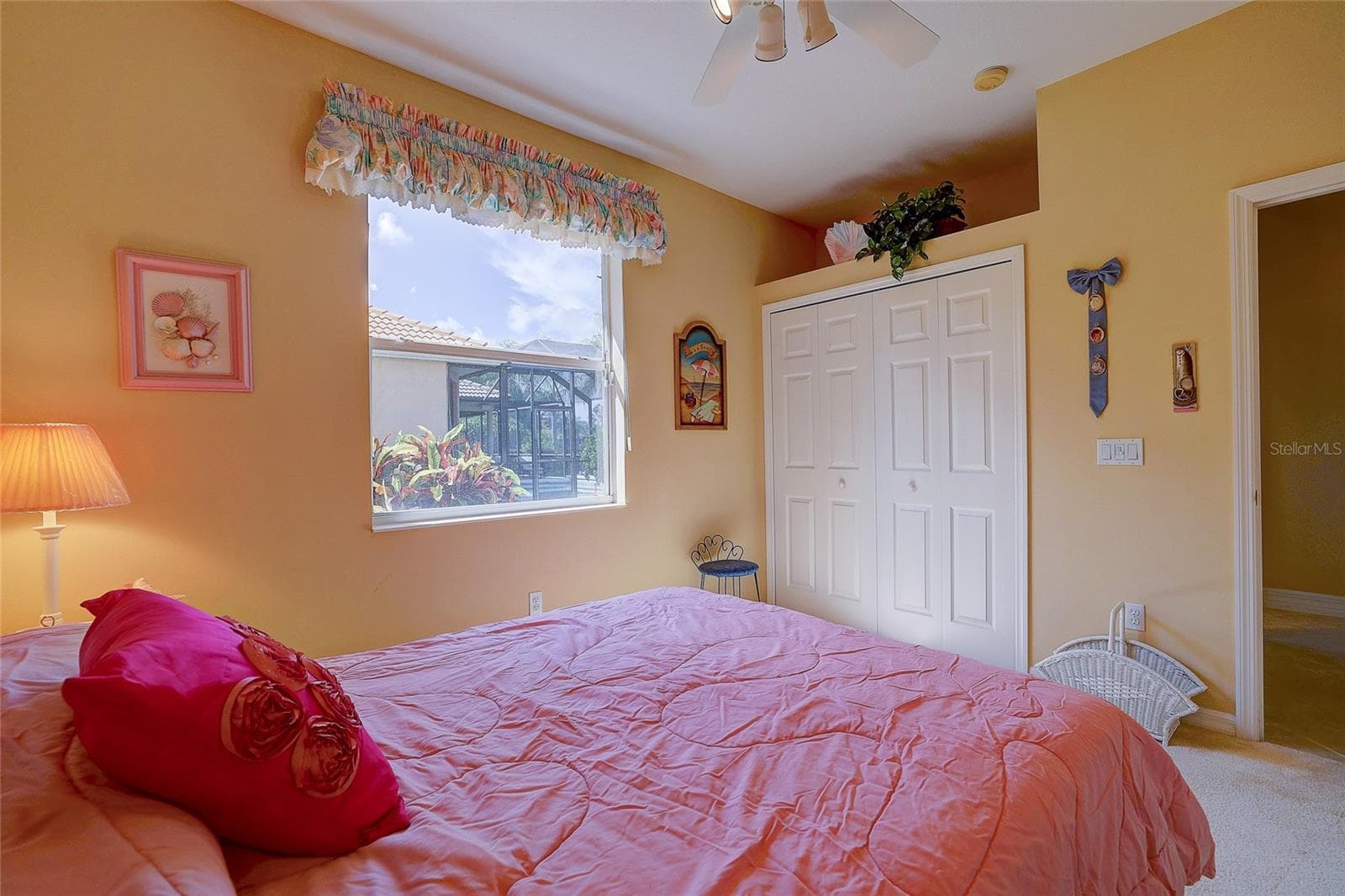 Single Family Residence at 12306 GREENBRIER WAY, LAKEWOOD RANCH, photo 33 of 55