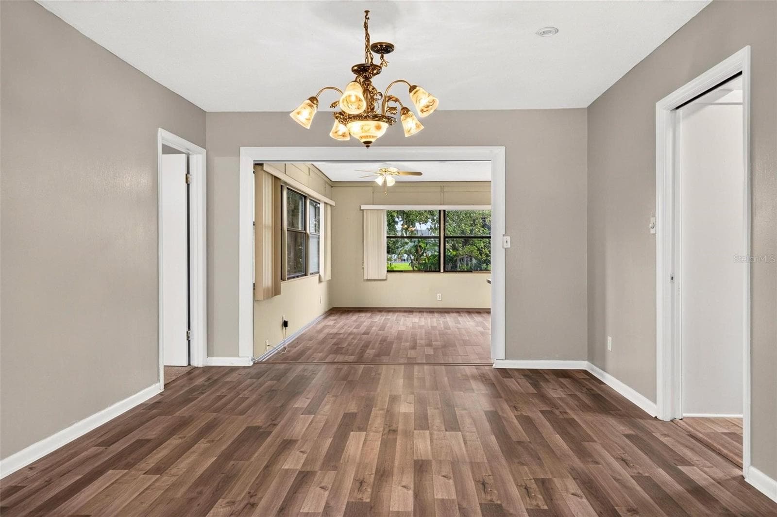 Single Family Residence at 2504 LAUDERDALE CT, ORLANDO, photo 7 of 82