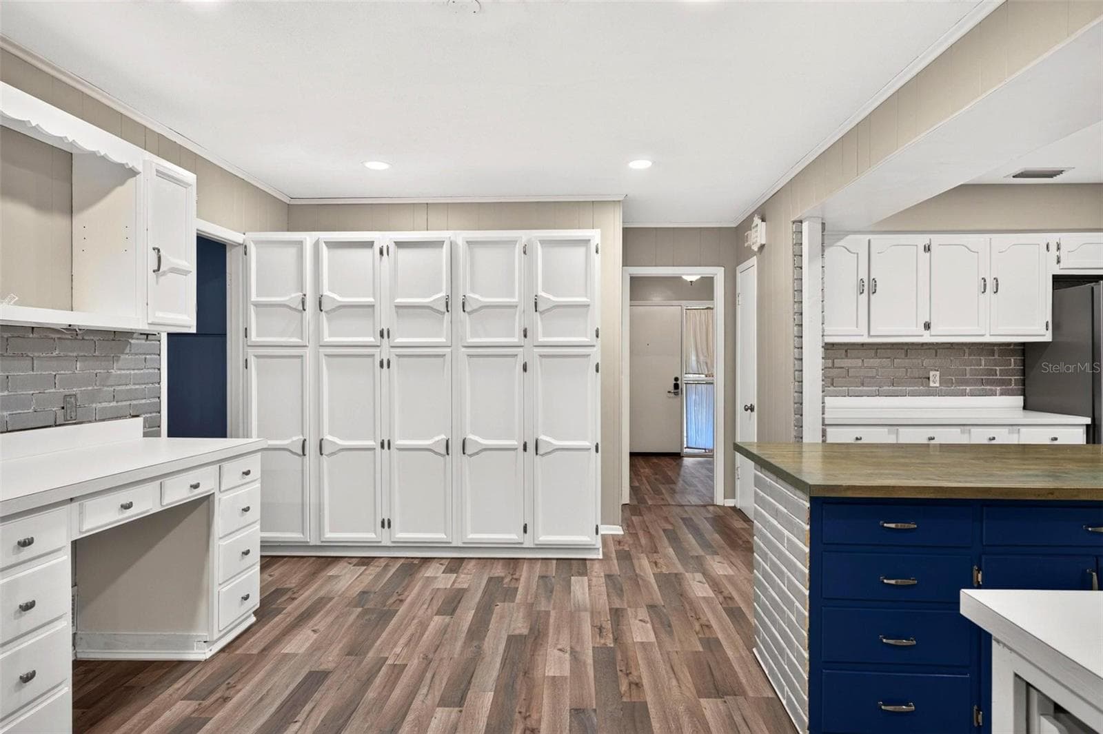 Single Family Residence at 2504 LAUDERDALE CT, ORLANDO, photo 18 of 82