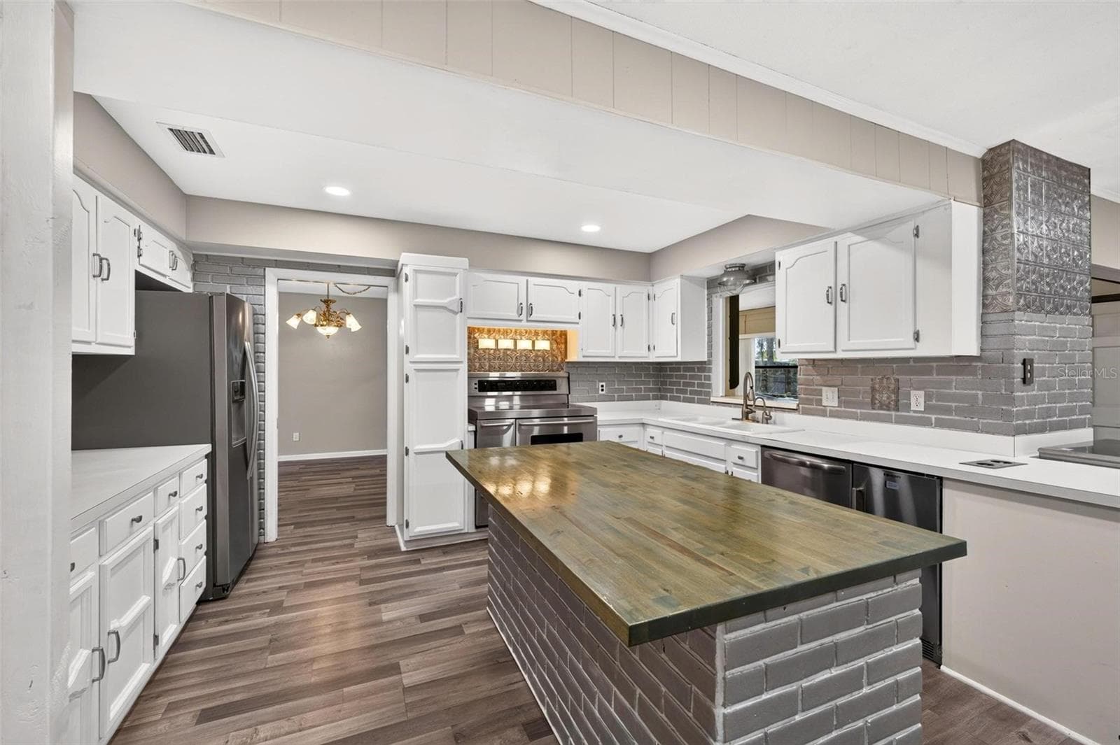 Single Family Residence at 2504 LAUDERDALE CT, ORLANDO, photo 22 of 82