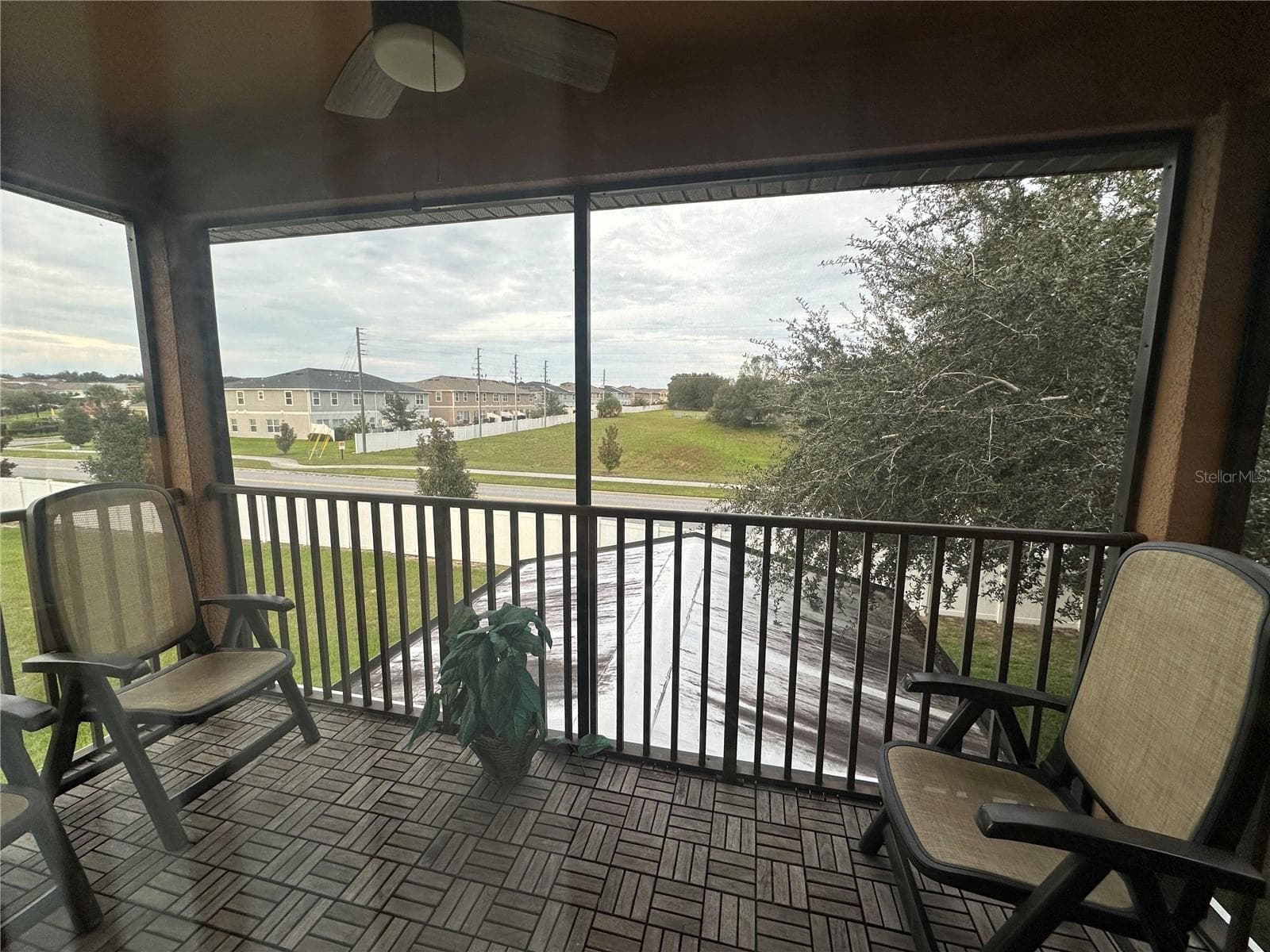 Townhouse at 2346 CALABRIA AVE, DAVENPORT, photo 6 of 27