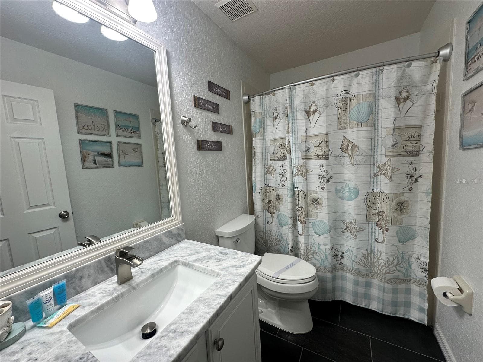 Townhouse at 2346 CALABRIA AVE, DAVENPORT, photo 13 of 27