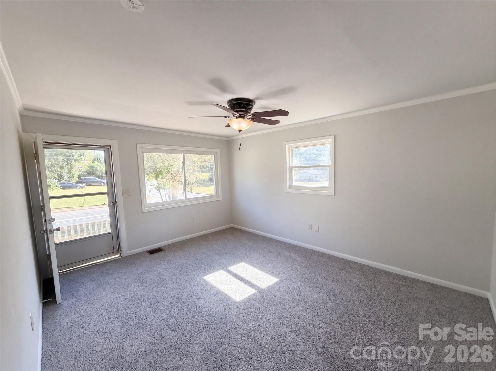 Single Family Residence at 264 Crowell Drive SW, Concord, photo 2 of 23