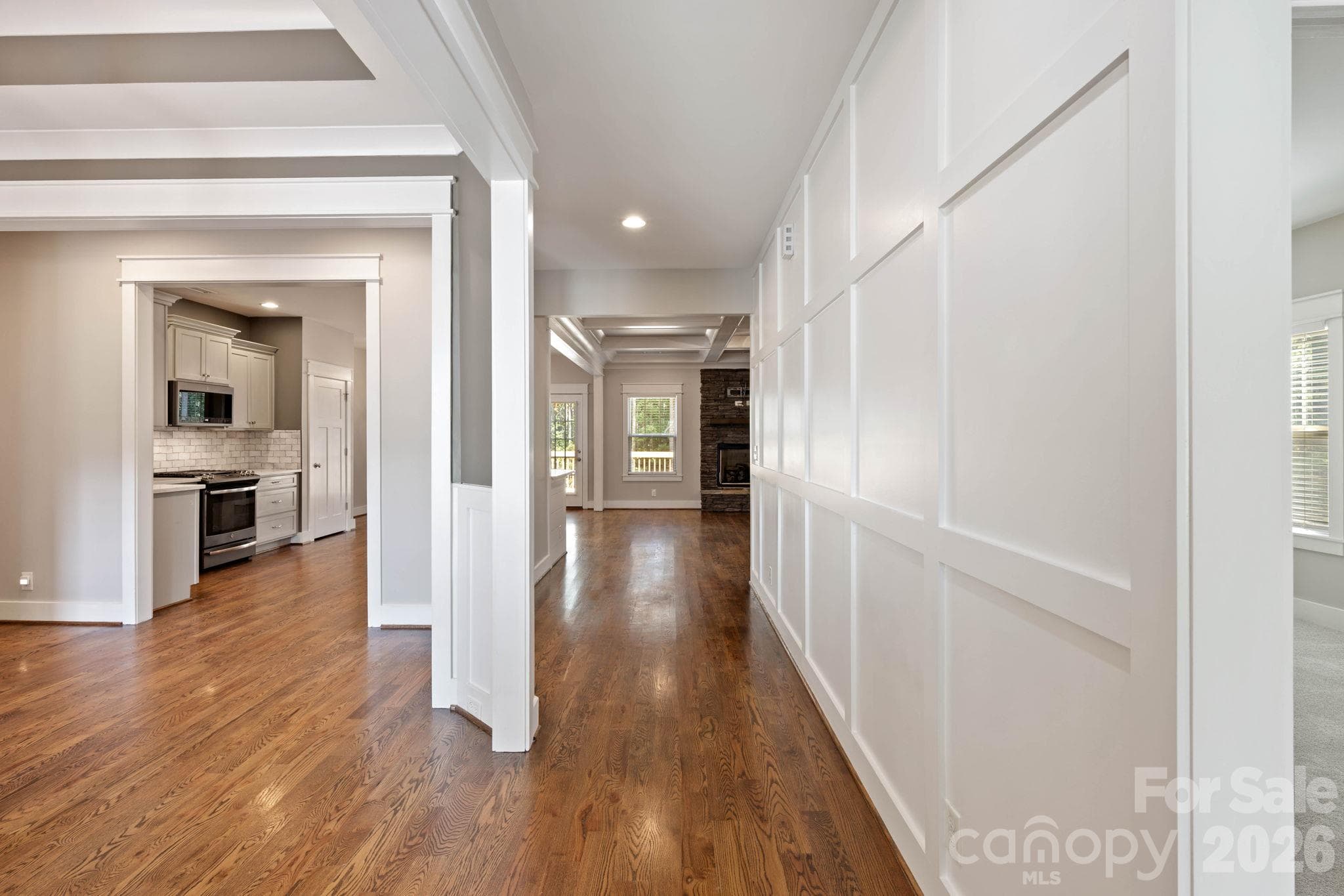 Entry - 607 Zelkova Street, York