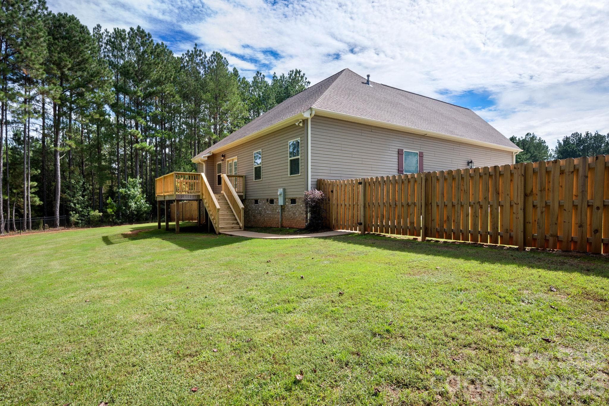 Single Family Residence at 607 Zelkova Street, York, photo 36 of 48