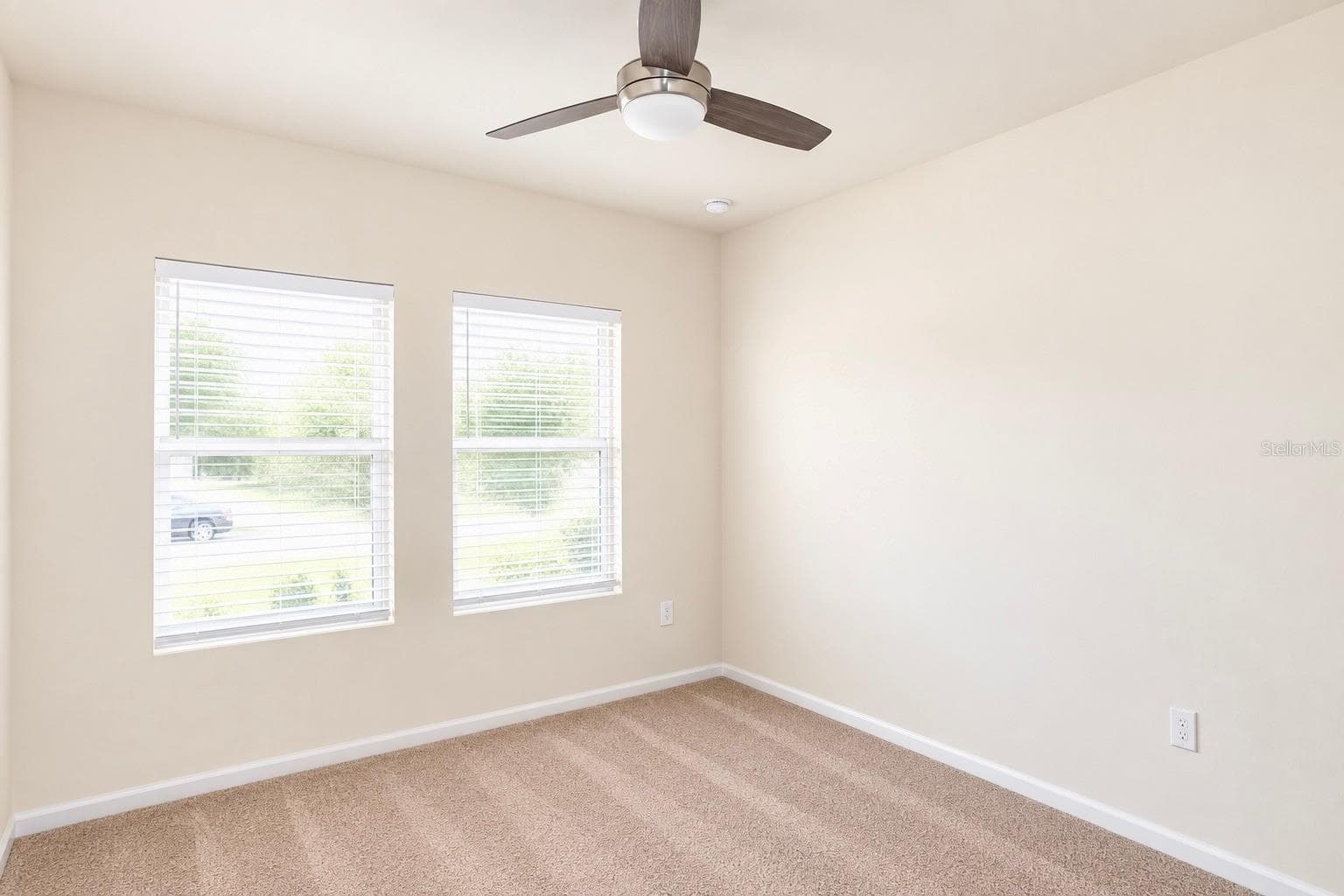 Single Family Residence at 1014 WANDERER DR, DELTONA, photo 17 of 74