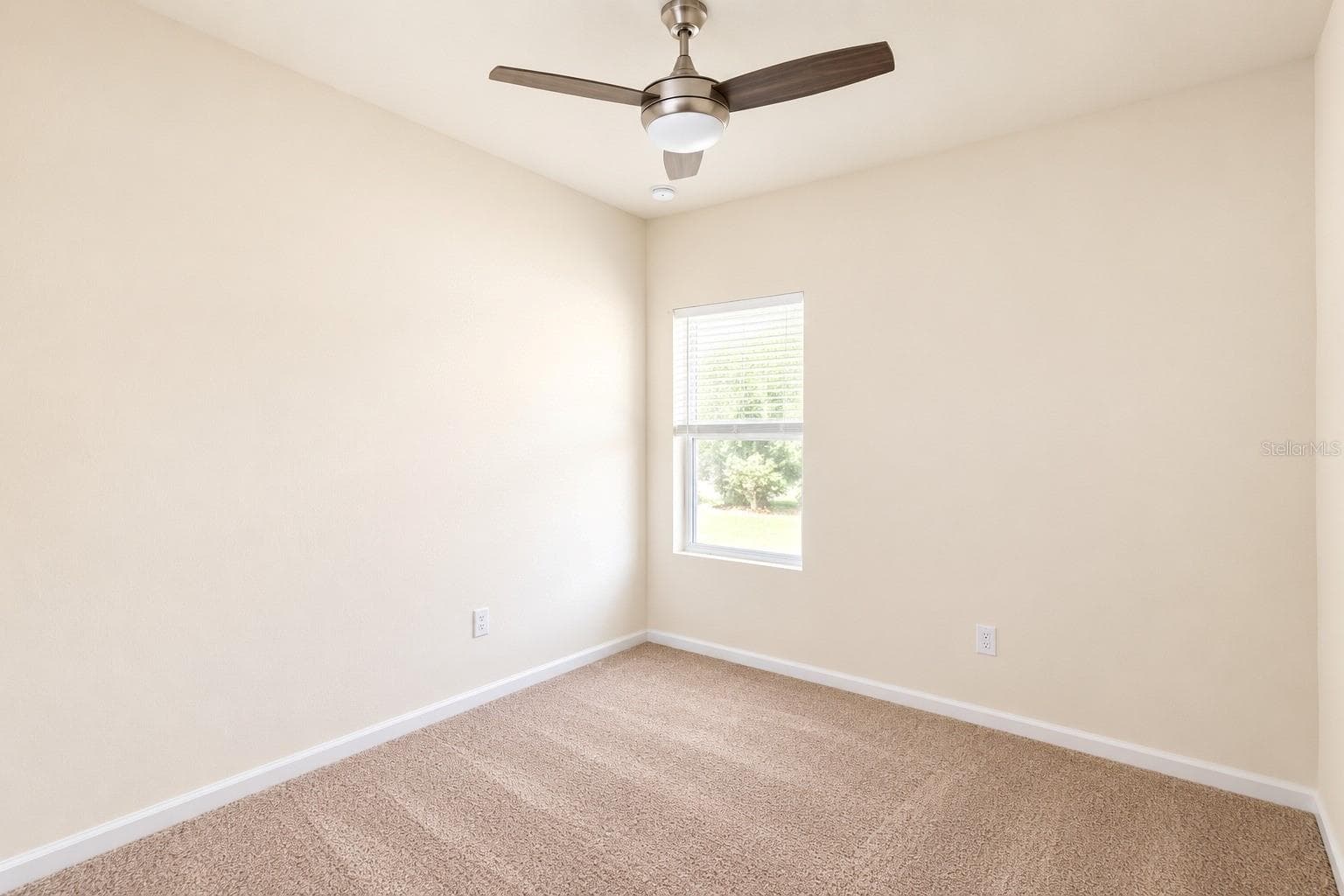 Single Family Residence at 1014 WANDERER DR, DELTONA, photo 19 of 74