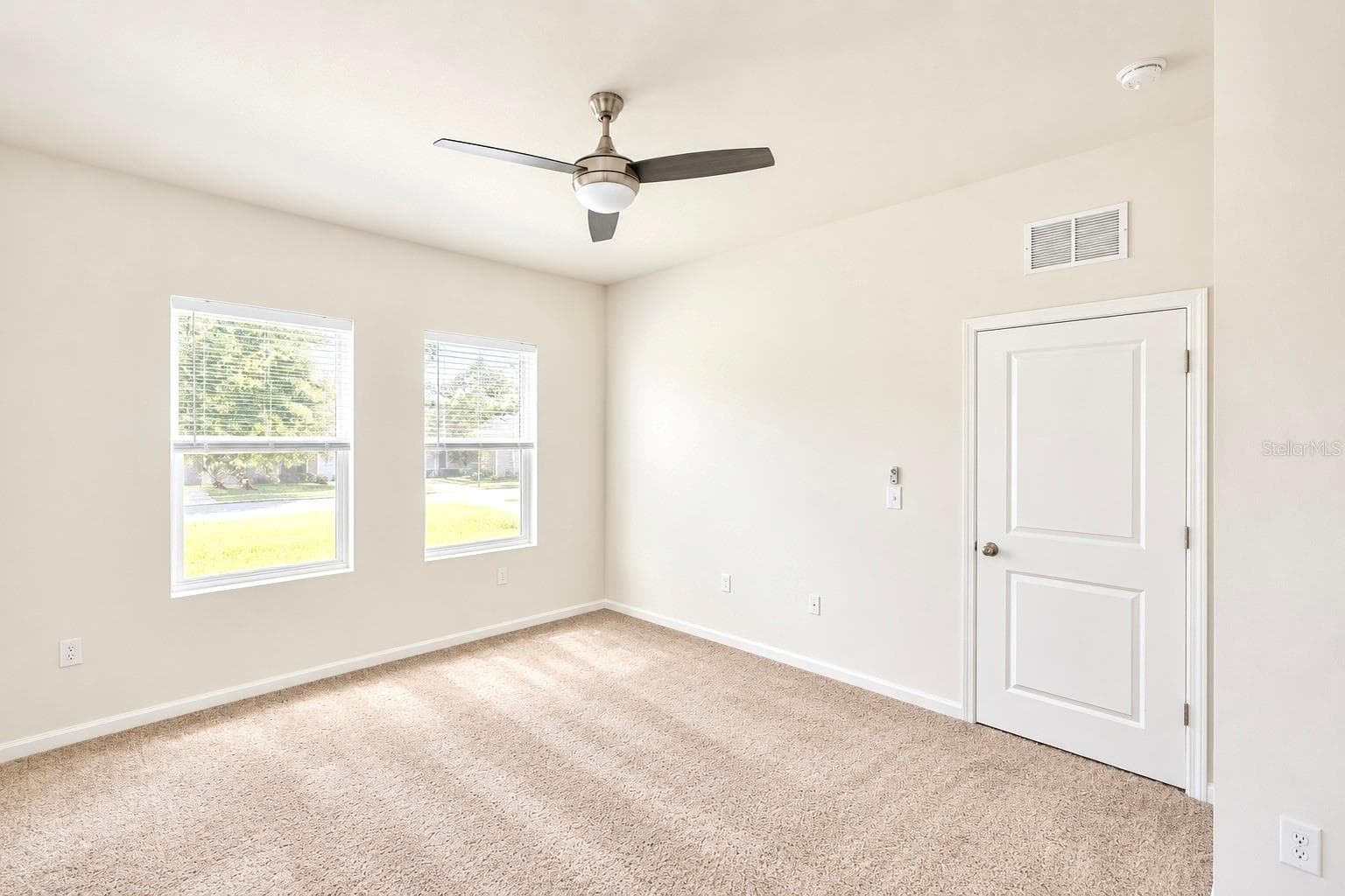 Single Family Residence at 1014 WANDERER DR, DELTONA, photo 53 of 74