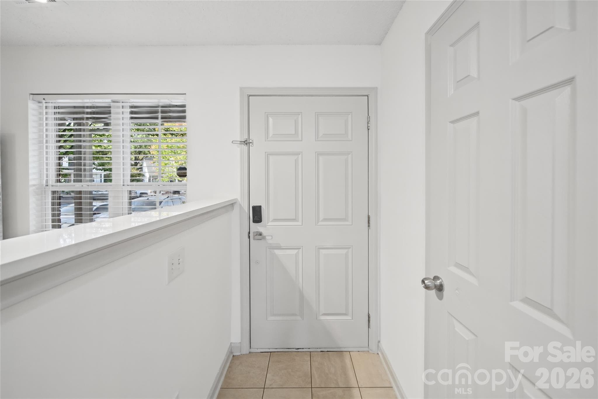 Townhouse at 144 Mangum Circle, Mooresville, photo 5 of 29