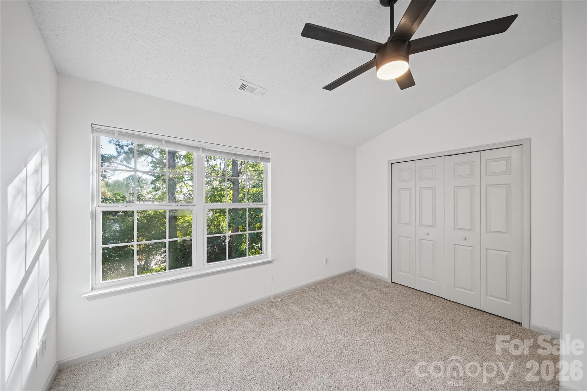 Townhouse at 144 Mangum Circle, Mooresville, photo 12 of 29