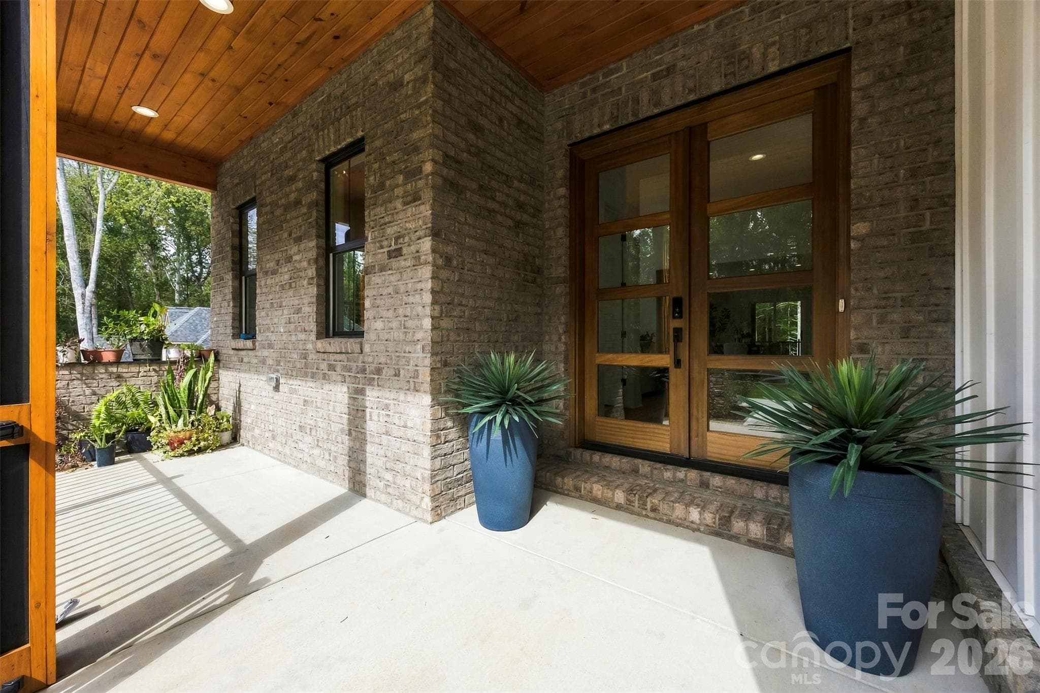 Single Family Residence at 8223 Max Meadows Drive, Charlotte, photo 5 of 48