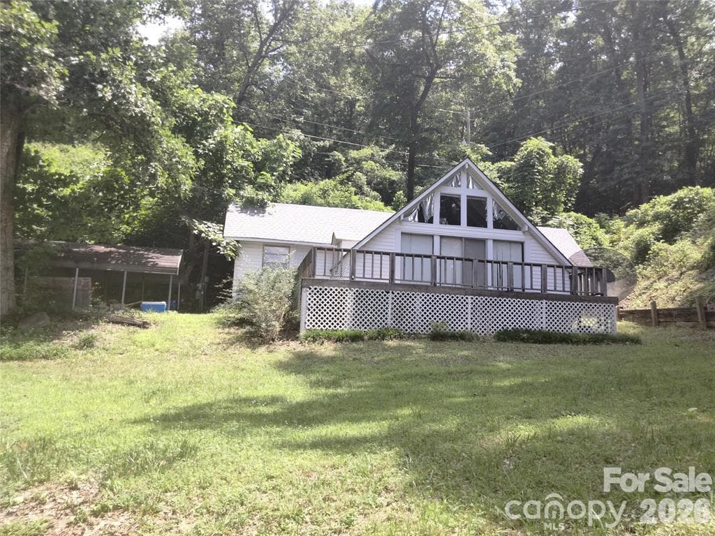 Single Family Residence at 127 Rock Crest Cove, Lake Lure, photo 6 of 14