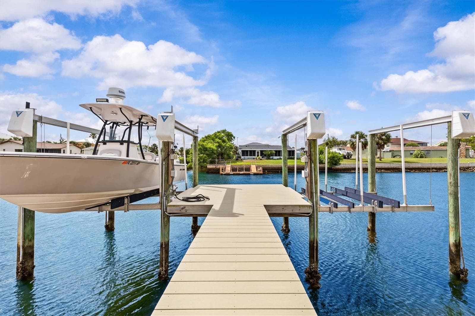 10k & 6k Boat Lifts - 4030 GULF COAST DR, HERNANDO BEACH