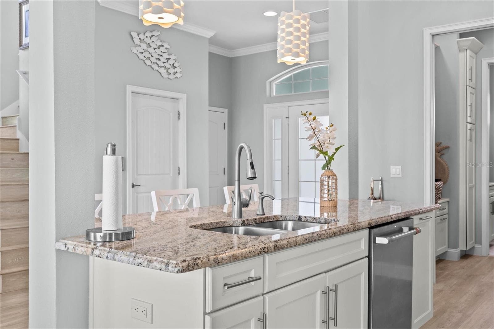 Breakfast Bar / Island - 4030 GULF COAST DR, HERNANDO BEACH