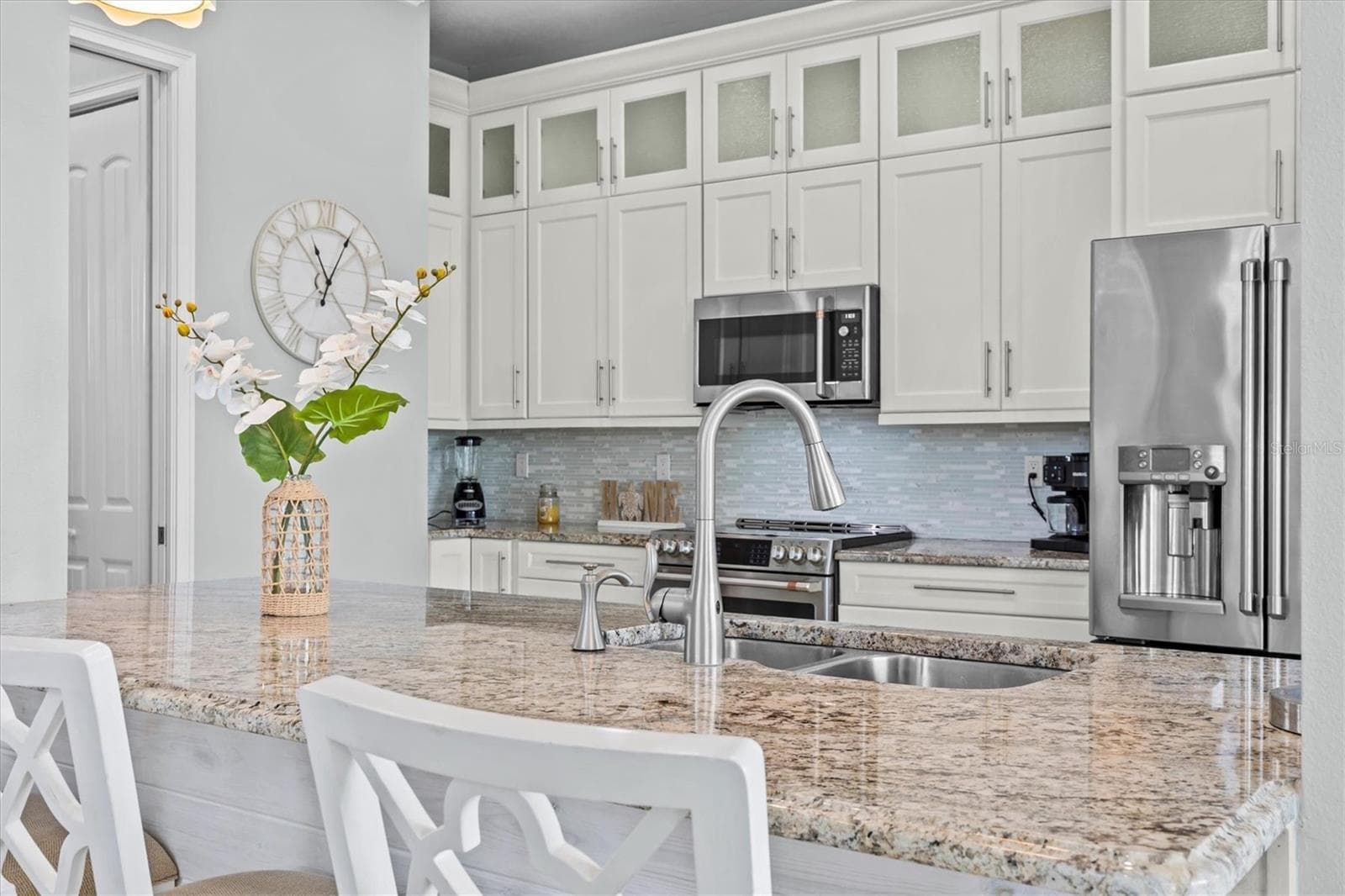 Granite Counters - 4030 GULF COAST DR, HERNANDO BEACH