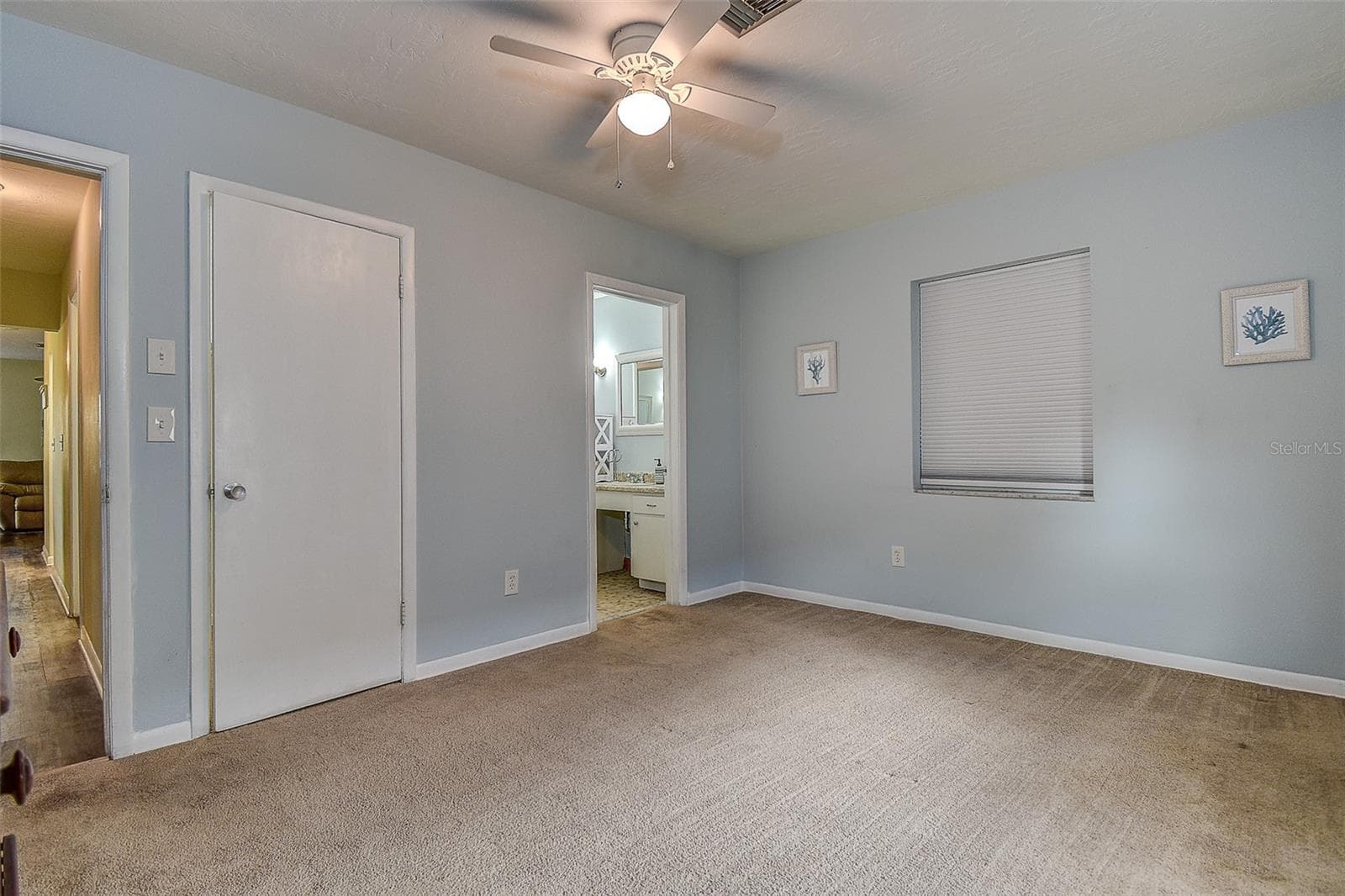 Primary Ensuite with Walk in Closet - 6237 DALTON ST, SPRING HILL