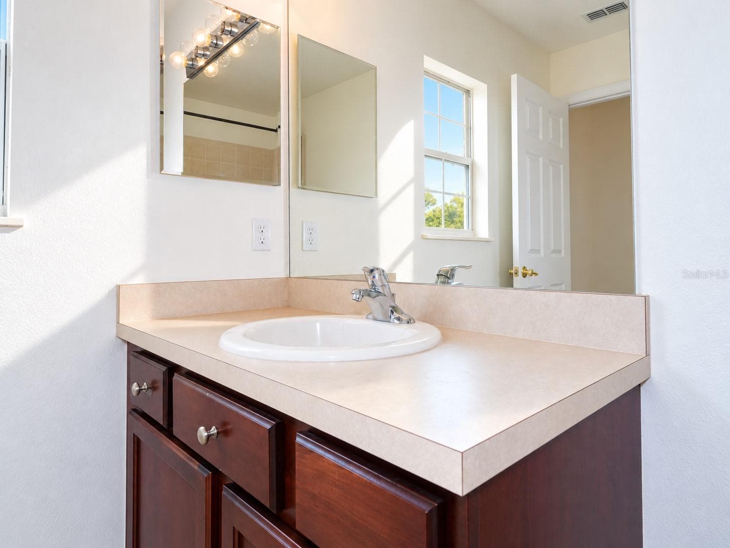Single Family Residence at 11410 RAPALLO LN, WINDERMERE, photo 32 of 69