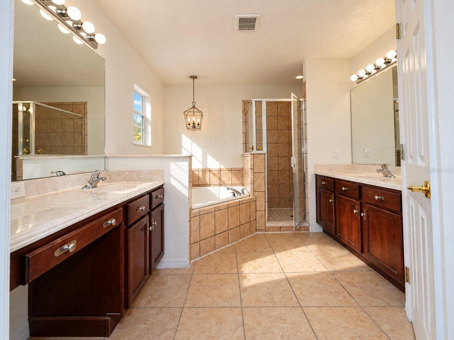 Single Family Residence at 11410 RAPALLO LN, WINDERMERE, photo 38 of 69