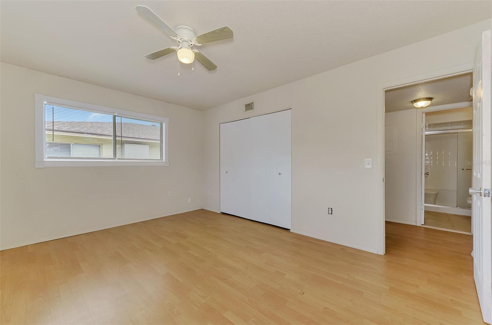 Condominium at 360 BASE AVE E #424, VENICE, photo 20 of 31