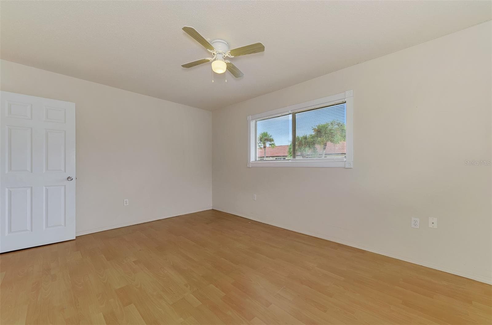Condominium at 360 BASE AVE E #424, VENICE, photo 21 of 31