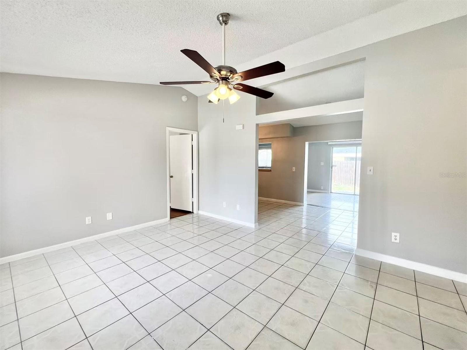 Single Family Residence at 291 LALLA LN, APOPKA, photo 3 of 27