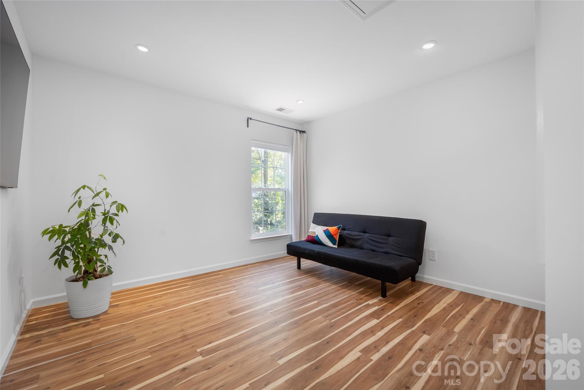 Single Family Residence at 20315 Southshore Drive, Cornelius, photo 22 of 48