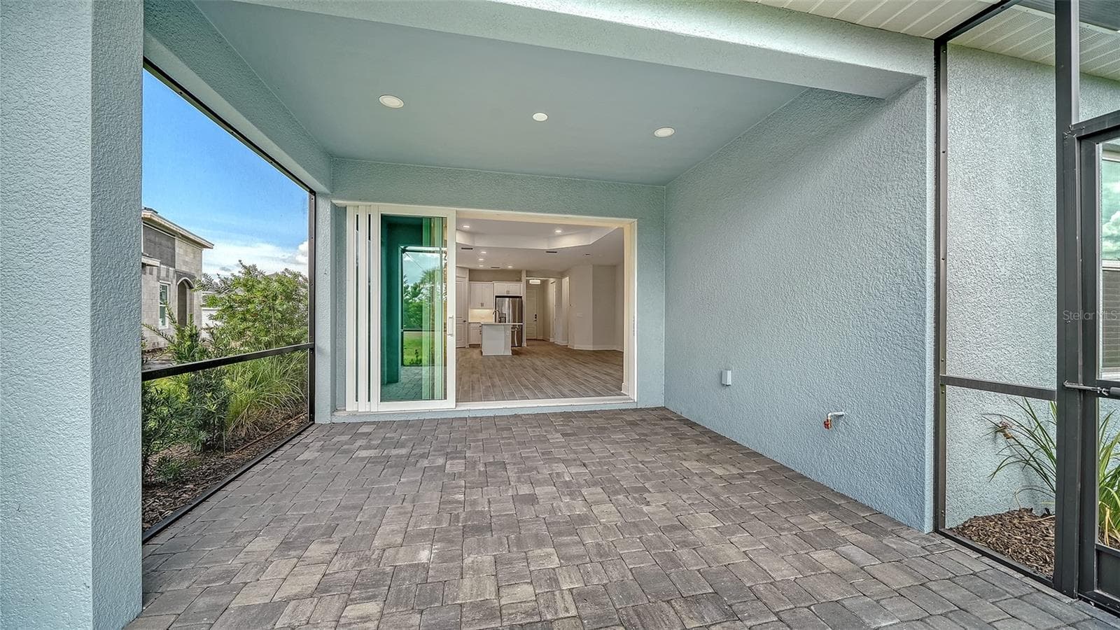 Villa at 2115 SYLVESTER PALM LN, BRADENTON, photo 13 of 33