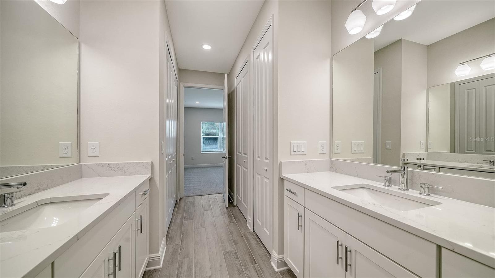 Villa at 2115 SYLVESTER PALM LN, BRADENTON, photo 23 of 33