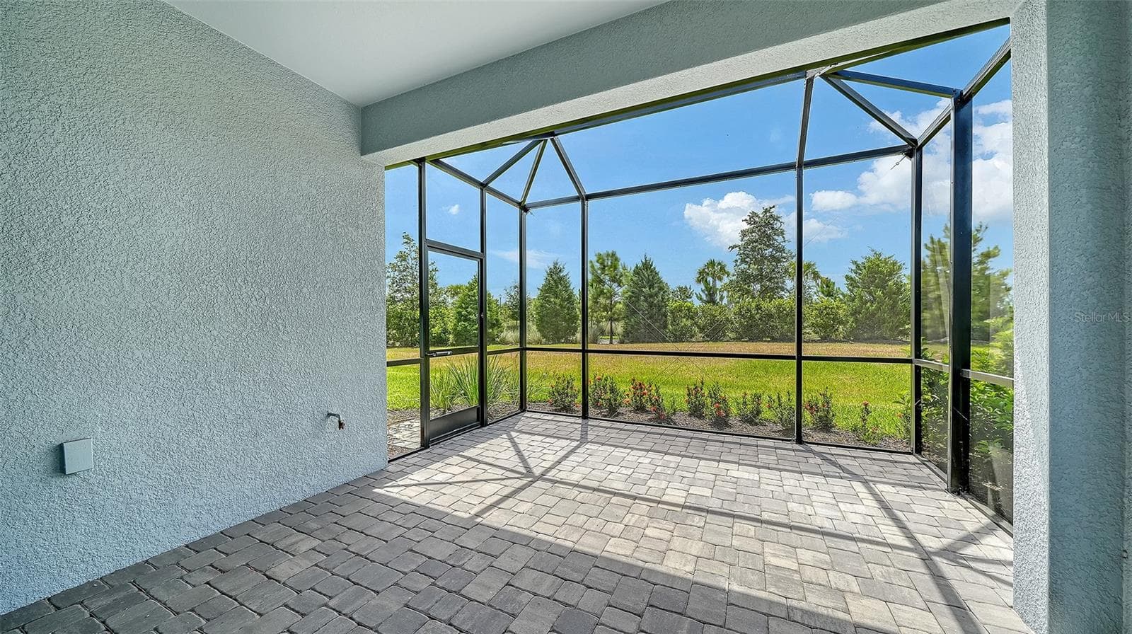 Villa at 2115 SYLVESTER PALM LN, BRADENTON, photo 31 of 33
