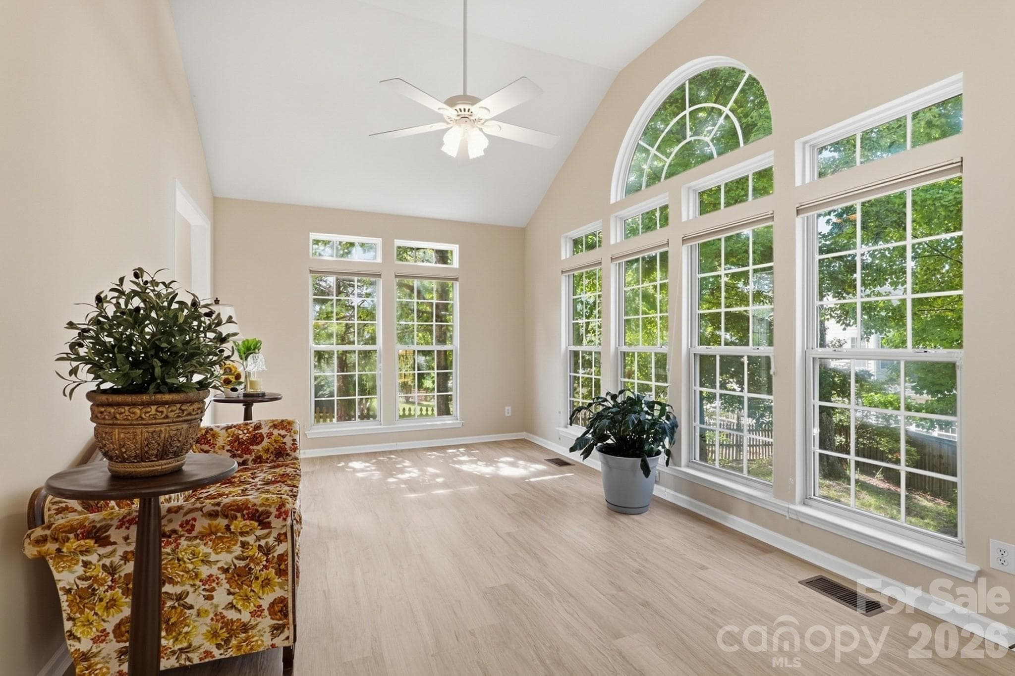 Single Family Residence at 124 Doby Creek Court, Fort Mill, photo 14 of 46