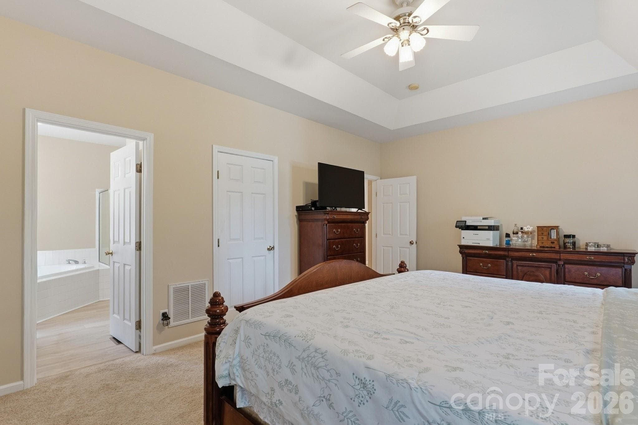 Single Family Residence at 124 Doby Creek Court, Fort Mill, photo 23 of 46