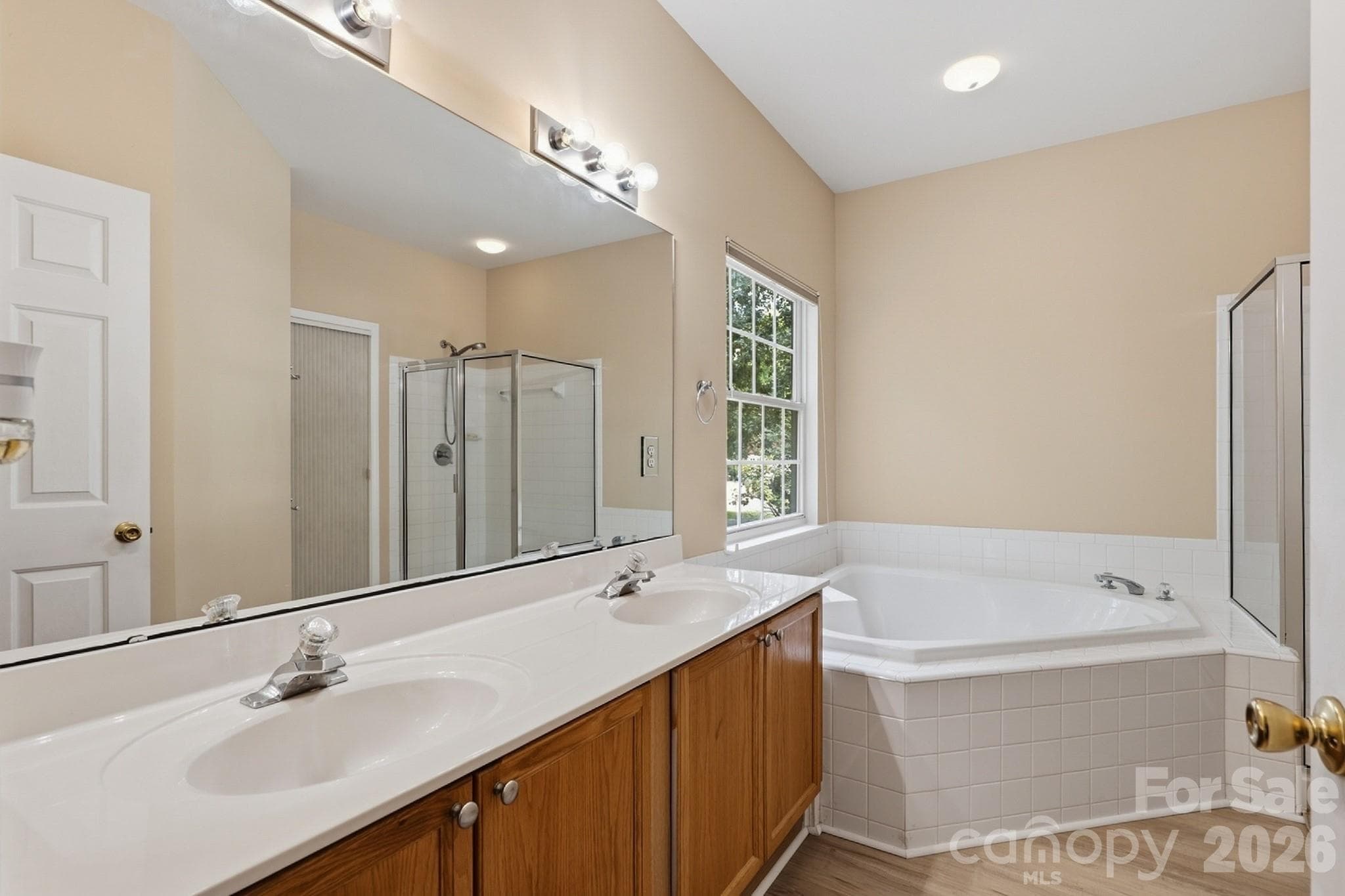 Single Family Residence at 124 Doby Creek Court, Fort Mill, photo 24 of 46