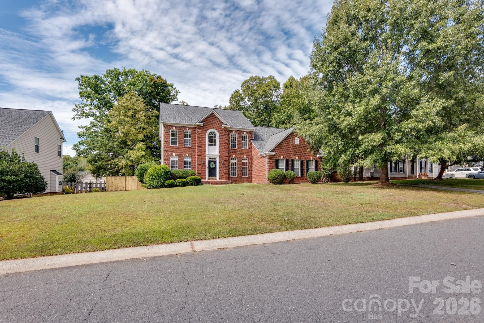 Single Family Residence at 124 Doby Creek Court, Fort Mill, photo 41 of 46