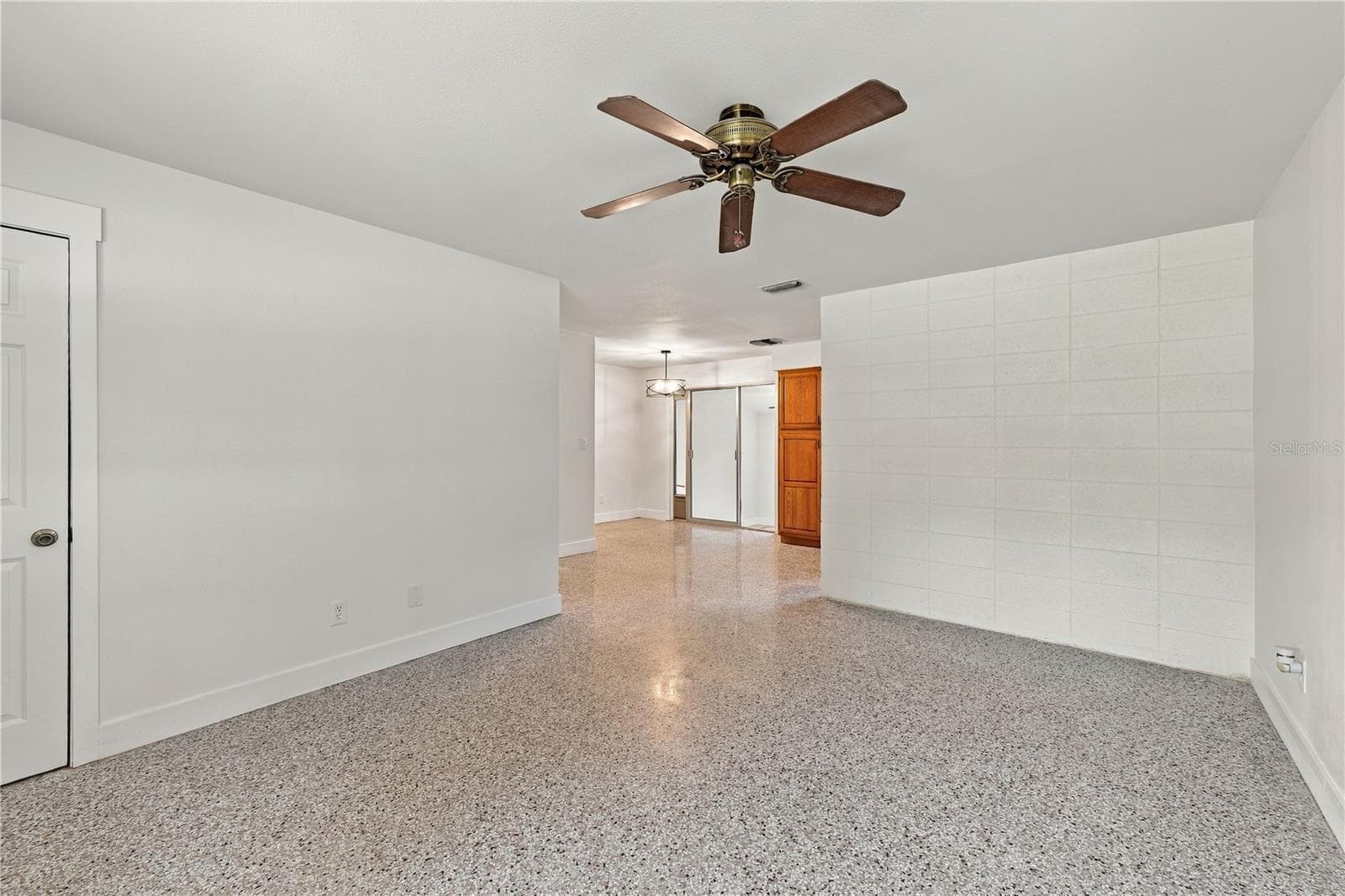 Single Family Residence at 107 OAK ST, ALTAMONTE SPRINGS, photo 7 of 40