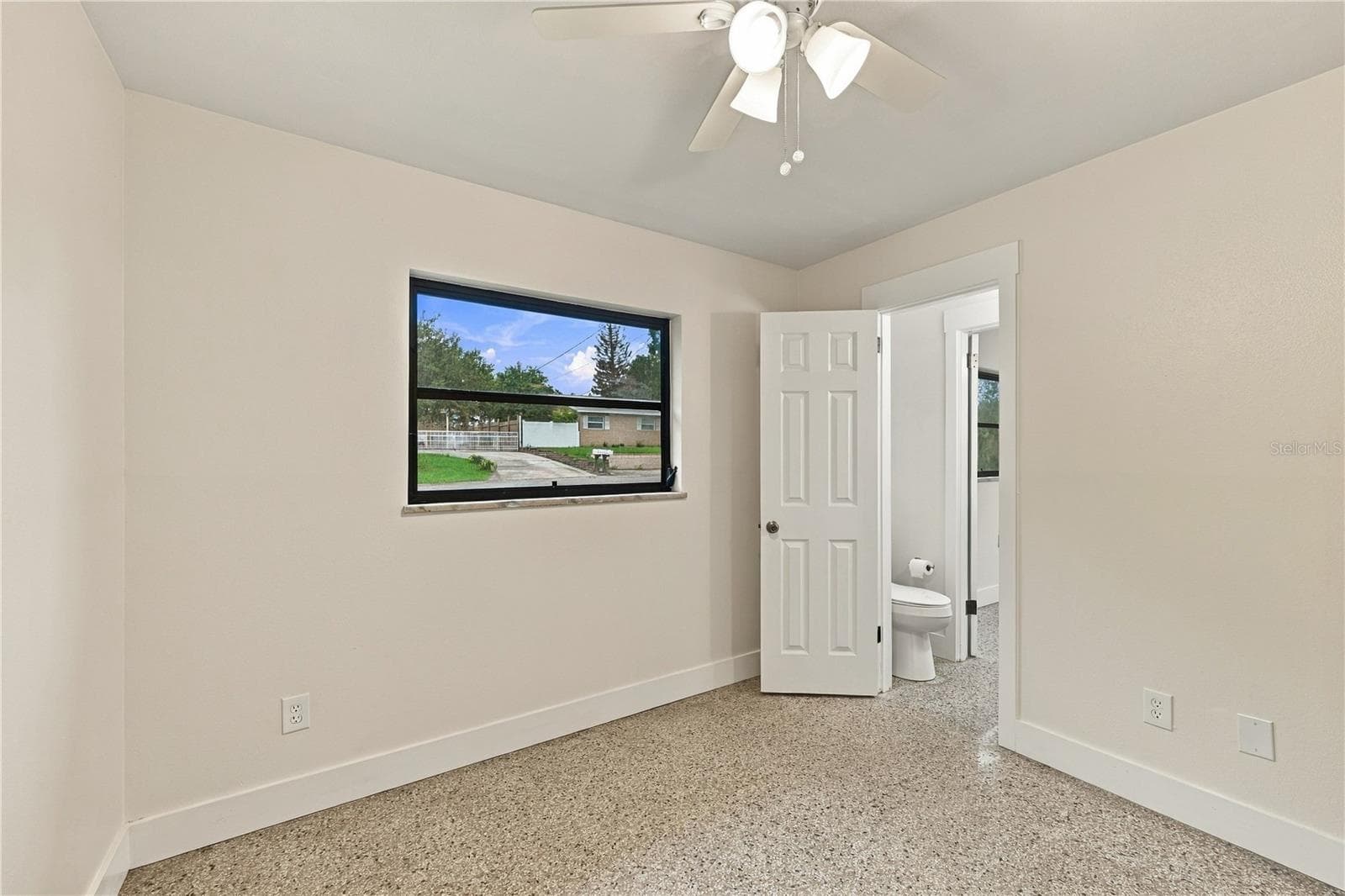 Single Family Residence at 107 OAK ST, ALTAMONTE SPRINGS, photo 18 of 40