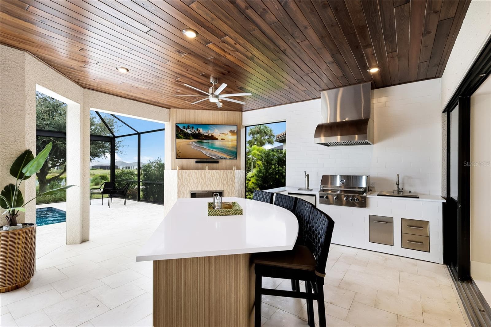 Single Family Residence at 3860 SANTA CATERINA BLVD, LAKEWOOD RANCH, photo 48 of 75