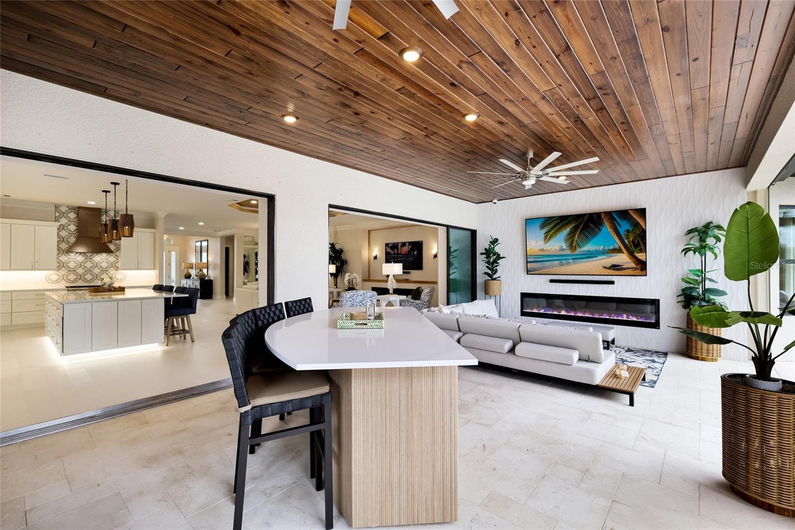 Single Family Residence at 3860 SANTA CATERINA BLVD, LAKEWOOD RANCH, photo 51 of 75