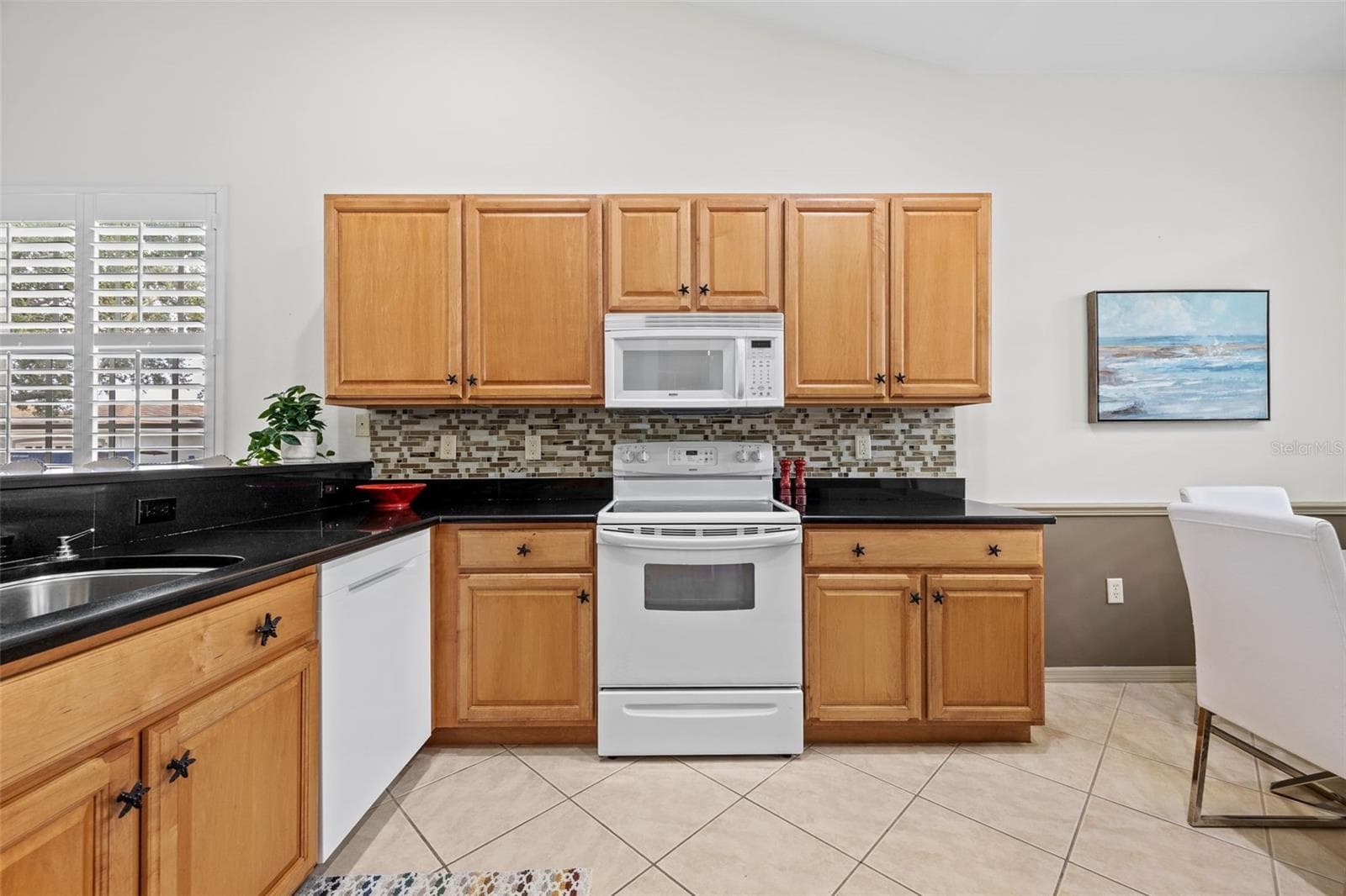 Villa at 15208 CAPE SABLE LN, FORT MYERS, photo 8 of 57