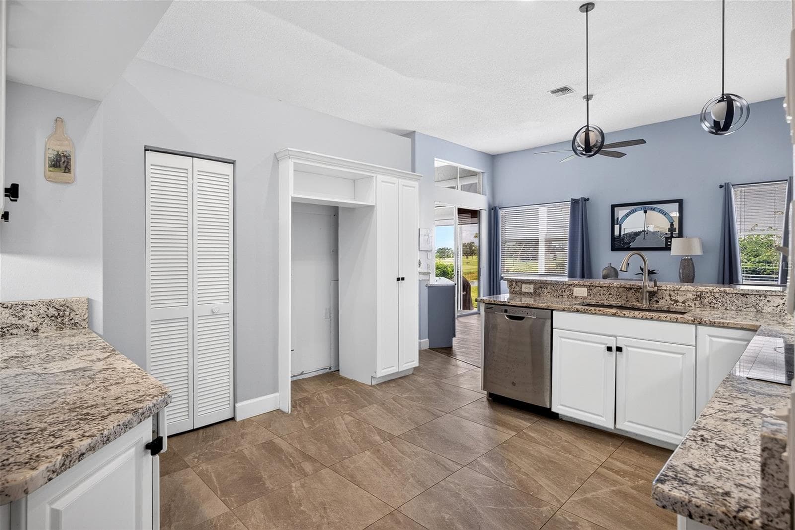 Single Family Residence at 632 CROSSFIELD CIR #44, VENICE, photo 10 of 44