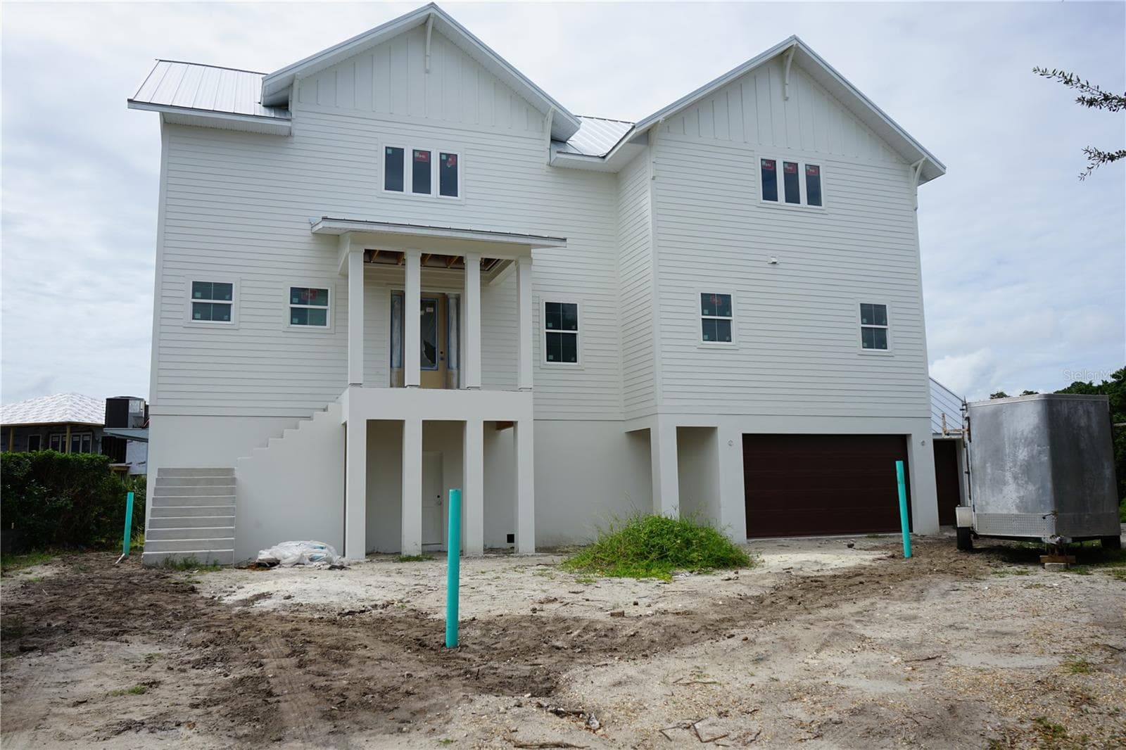 Single Family Residence at 1401 45TH AVE NE, ST PETERSBURG, photo 4 of 8